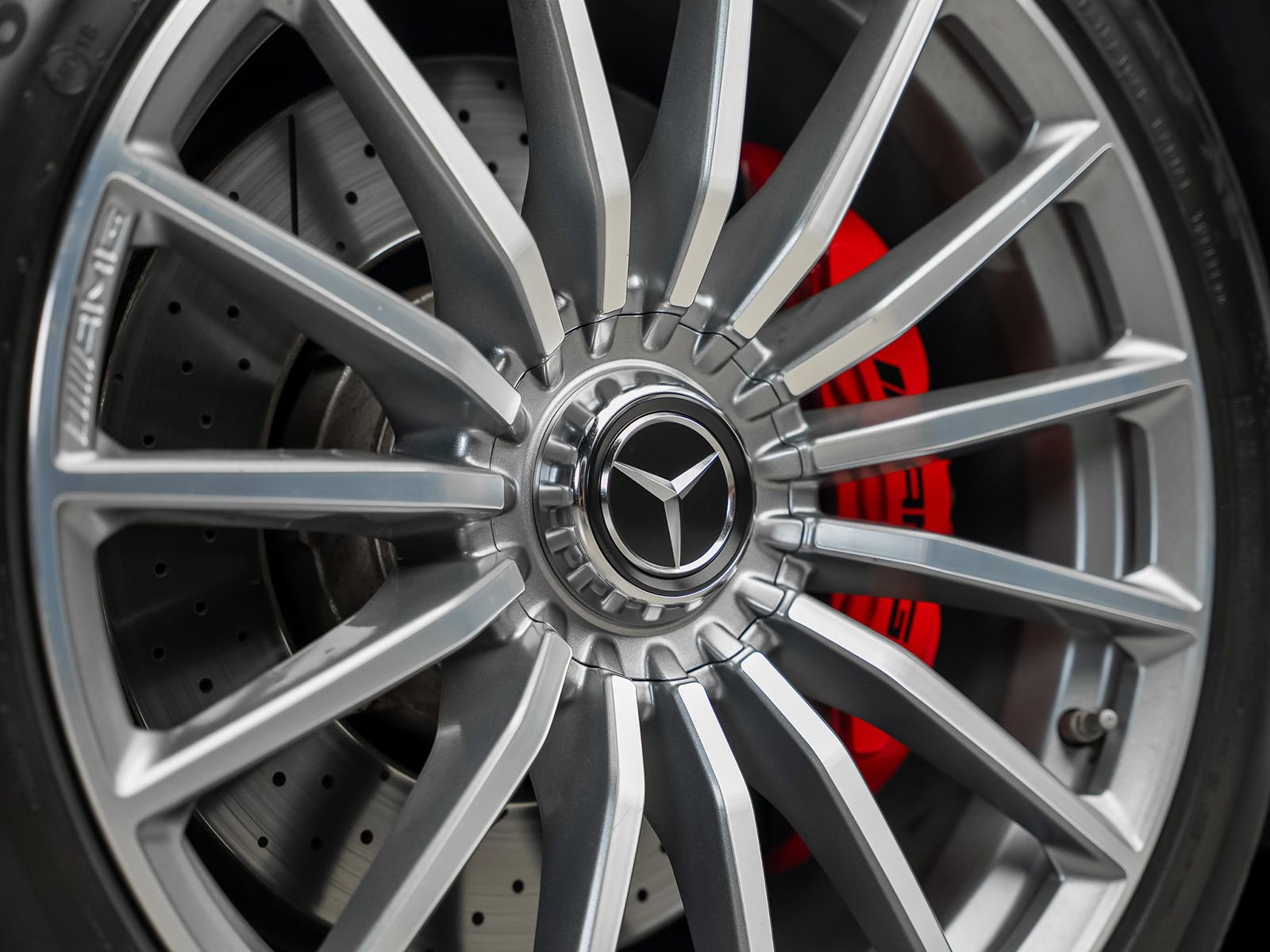 Used 2020 Mercedes-Benz AMG GT 63 image 6
