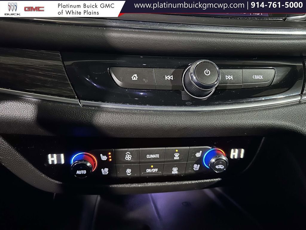 Used 2021 Buick Enclave Avenir w/ Avenir Technology Package image 27