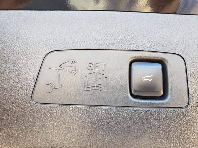 Used 2022 Lincoln Corsair AWD w/ Premium Package image 9