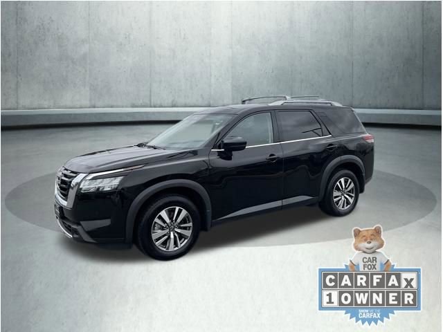 Certified 2023 Nissan Pathfinder SL AWD/4WD image 3