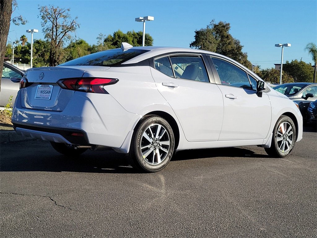 New 2025 Nissan Versa SV w/ Trunk Package image 2