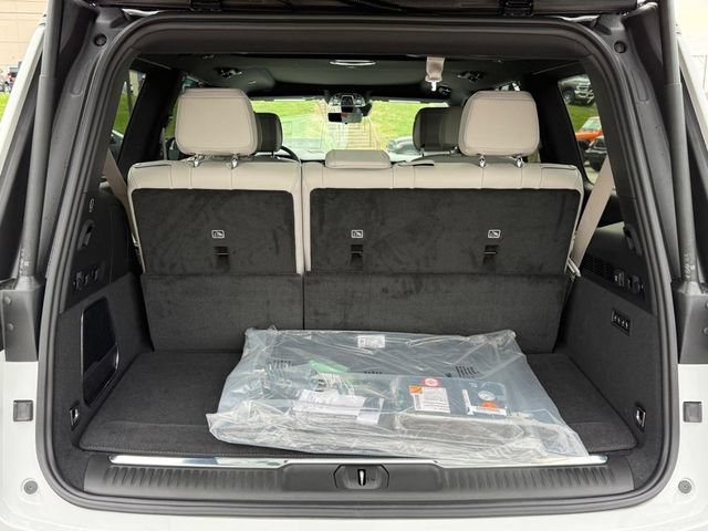 New 2026 Jeep Grand Wagoneer Summit w/ Premium Group III AWD/4WD image 5