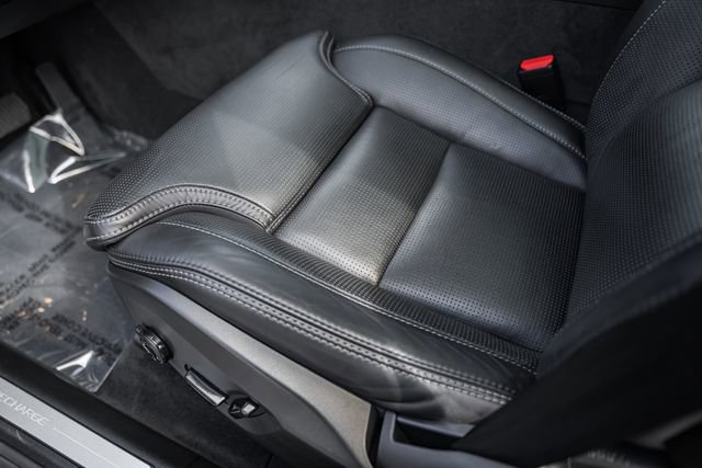 Used 2024 Volvo XC60 T8 Ultimate w/ Protection Package Premier image 32