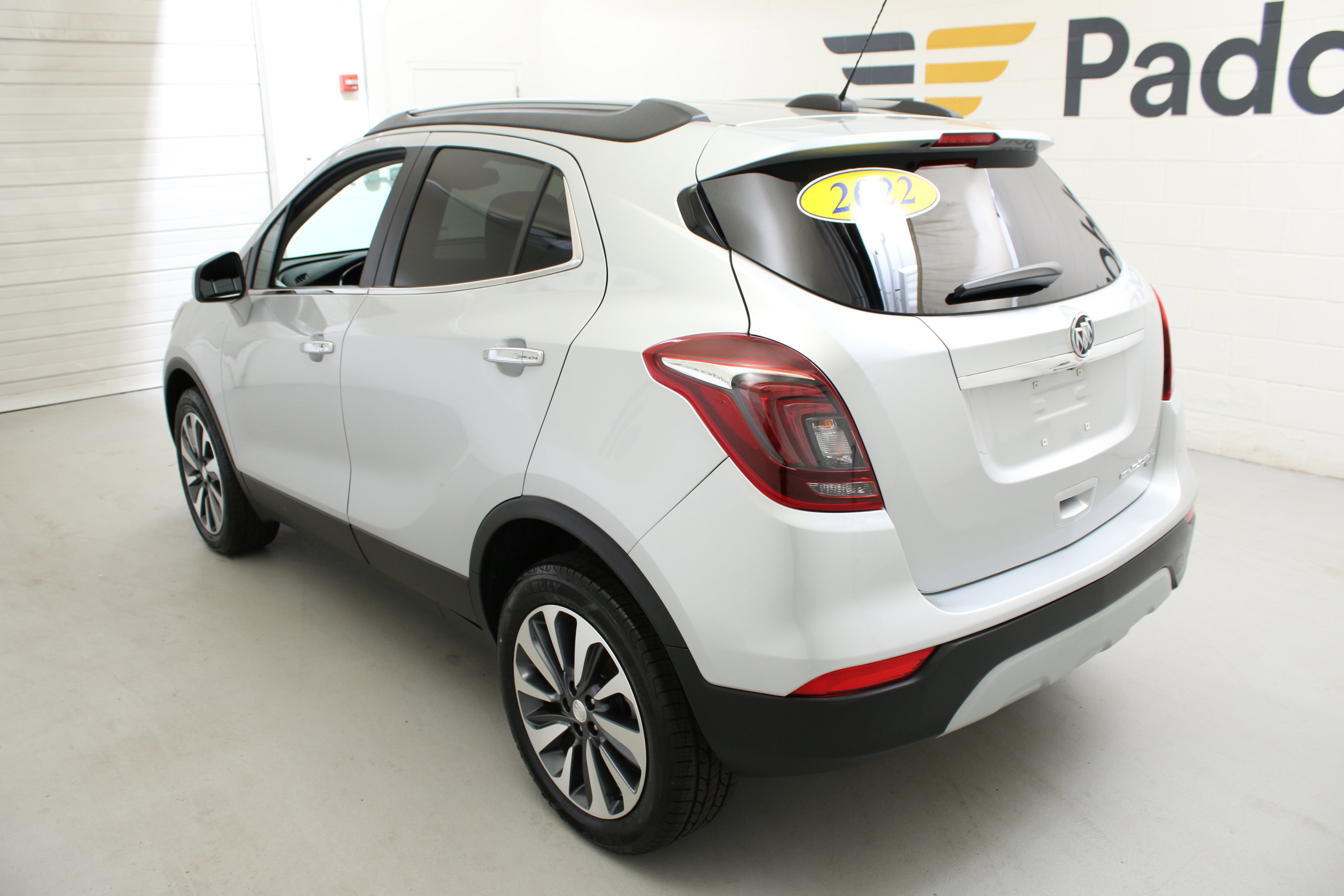 Used 2022 Buick Encore Preferred w/ Safety Package AWD/4WD image 7