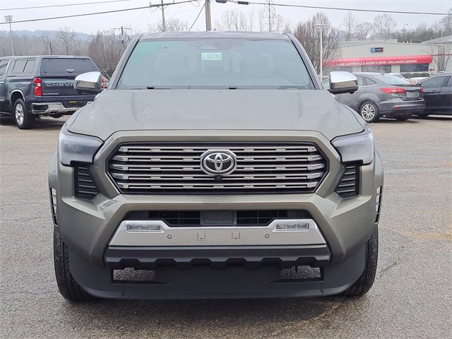 Used 2024 Toyota Tacoma Limited image 8