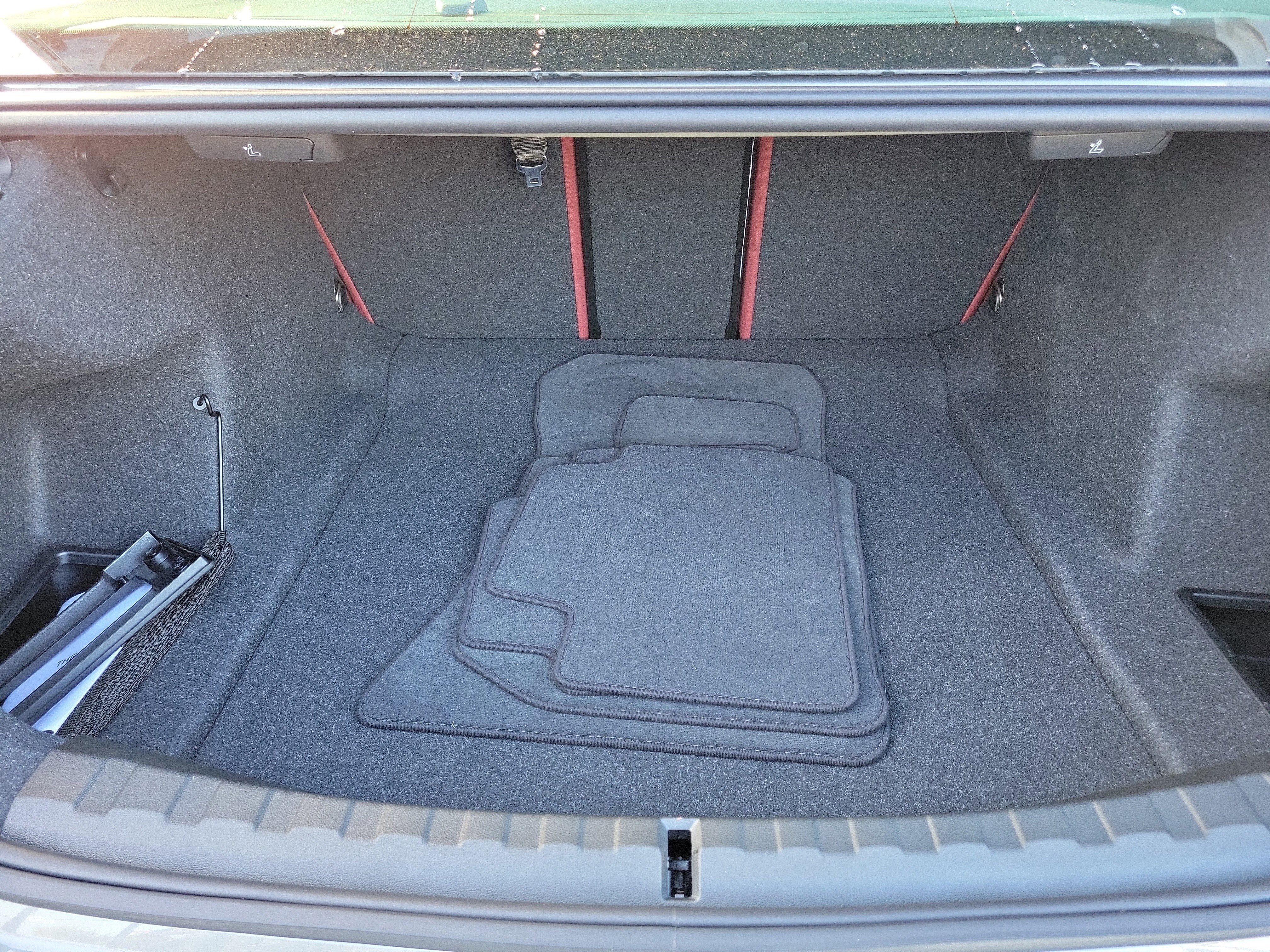 Used 2026 BMW 330i Sedan image 7