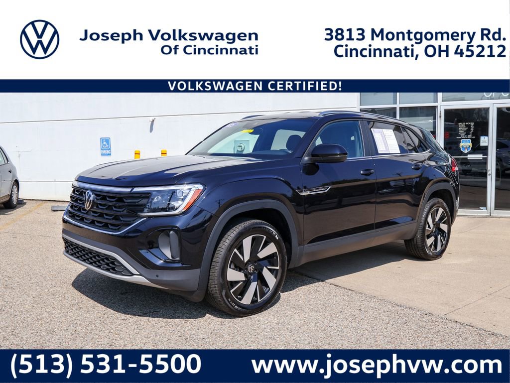 Certified 2025 Volkswagen Atlas Cross Sport SE AWD/4WD image 1