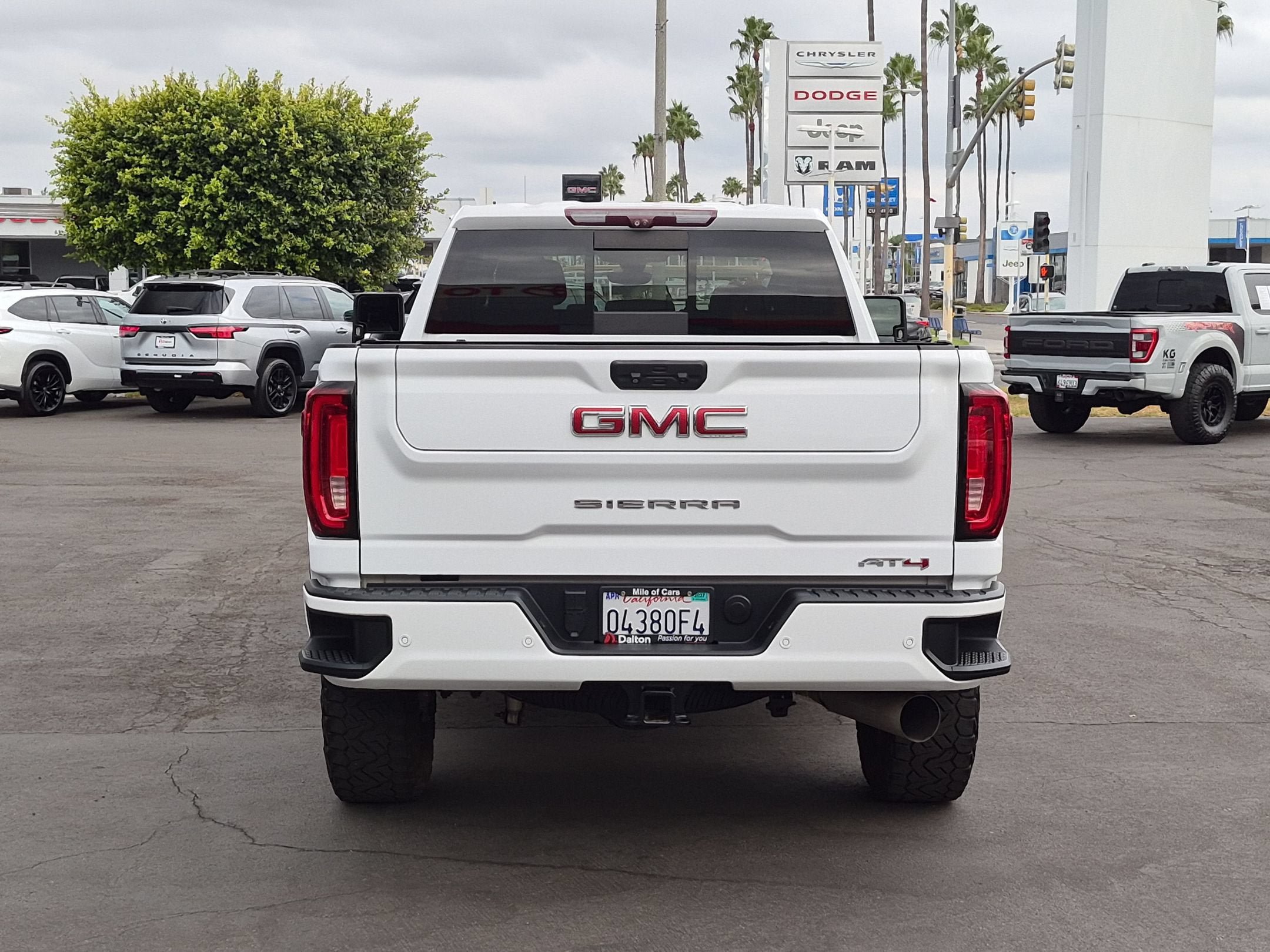 Used 2020 GMC Sierra 2500 AT4 w/ Technology Package AWD/4WD image 7