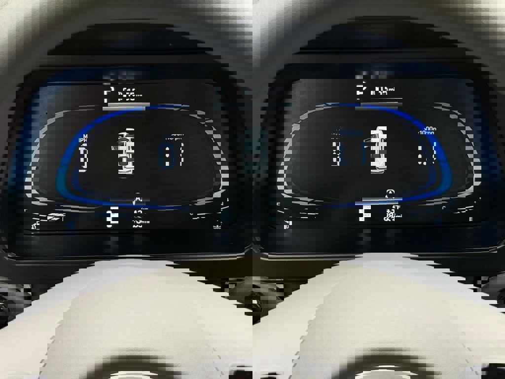 Certified 2025 Hyundai Elantra SE w/ Cargo Package image 13