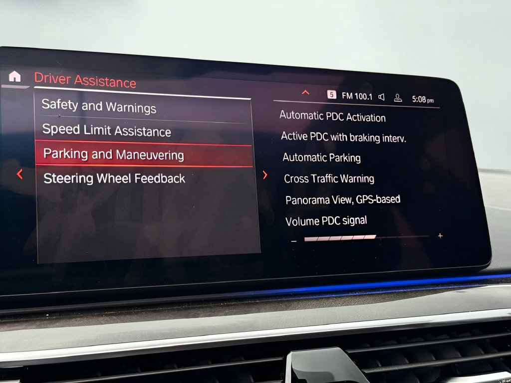 Used 2021 BMW 530i w/ Executive Package RWD image 68