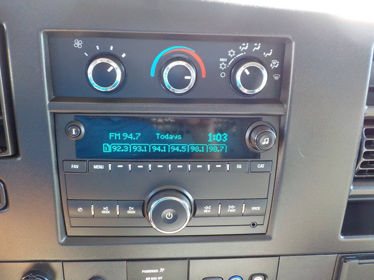 Used 2021 Chevrolet Express 2500 w/ Driver Convenience Package RWD image 16