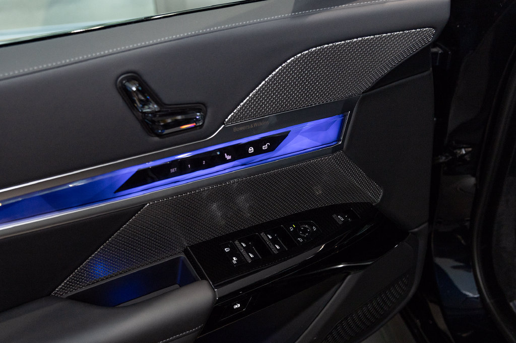 Used 2026 BMW 740i xDrive AWD/4WD image 10