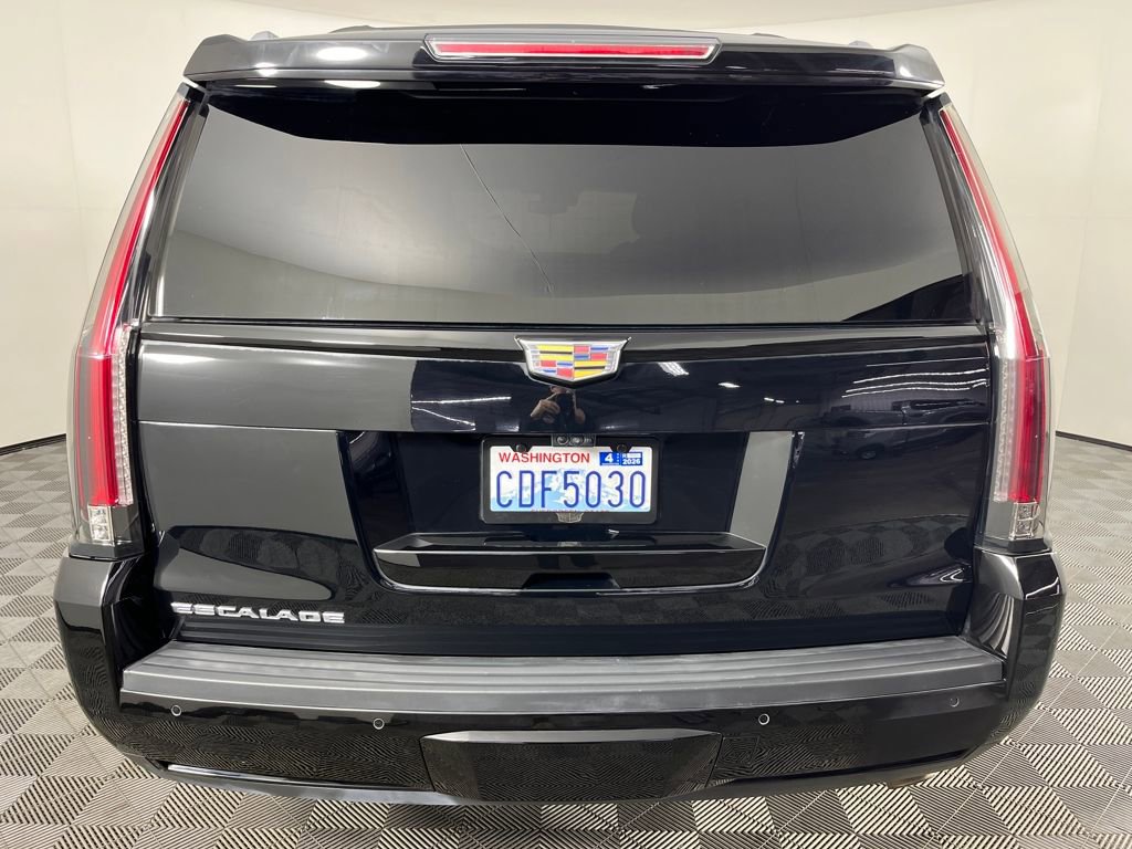 Used 2020 Cadillac Escalade Premium Luxury image 7