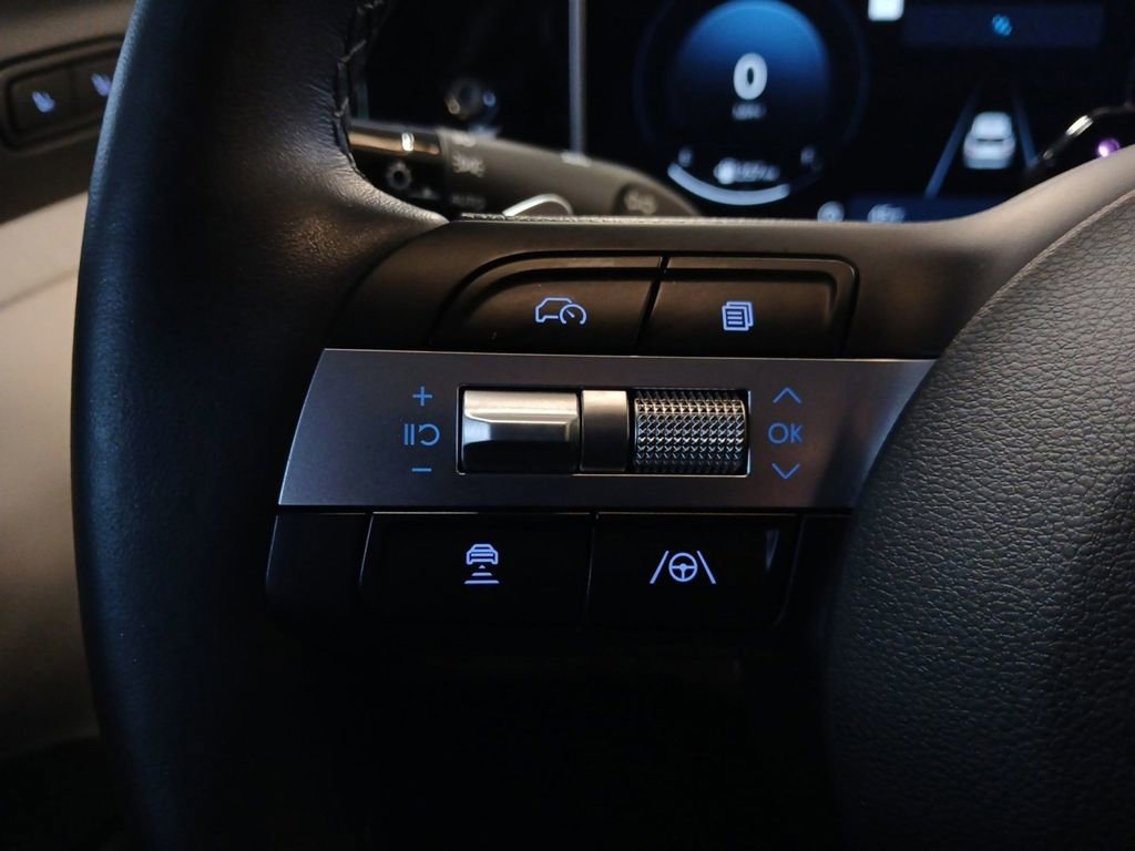 Certified 2025 Hyundai Tucson Limited image 18