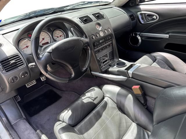 Used 2005 Aston Martin Vanquish S image 9