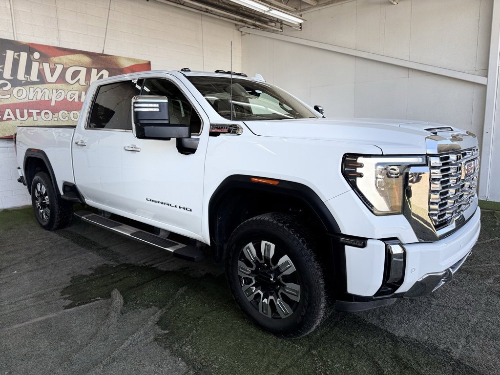 Used 2024 GMC Sierra 2500 Denali w/ Denali Reserve Package image 6