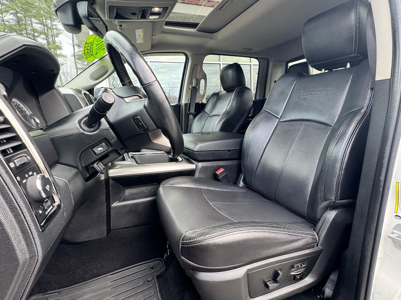 Used 2018 RAM 2500 Laramie w/ Sport Appearance Group image 37