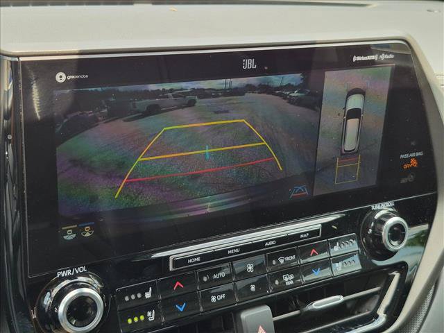 Used 2021 Toyota Highlander Limited AWD/4WD image 11