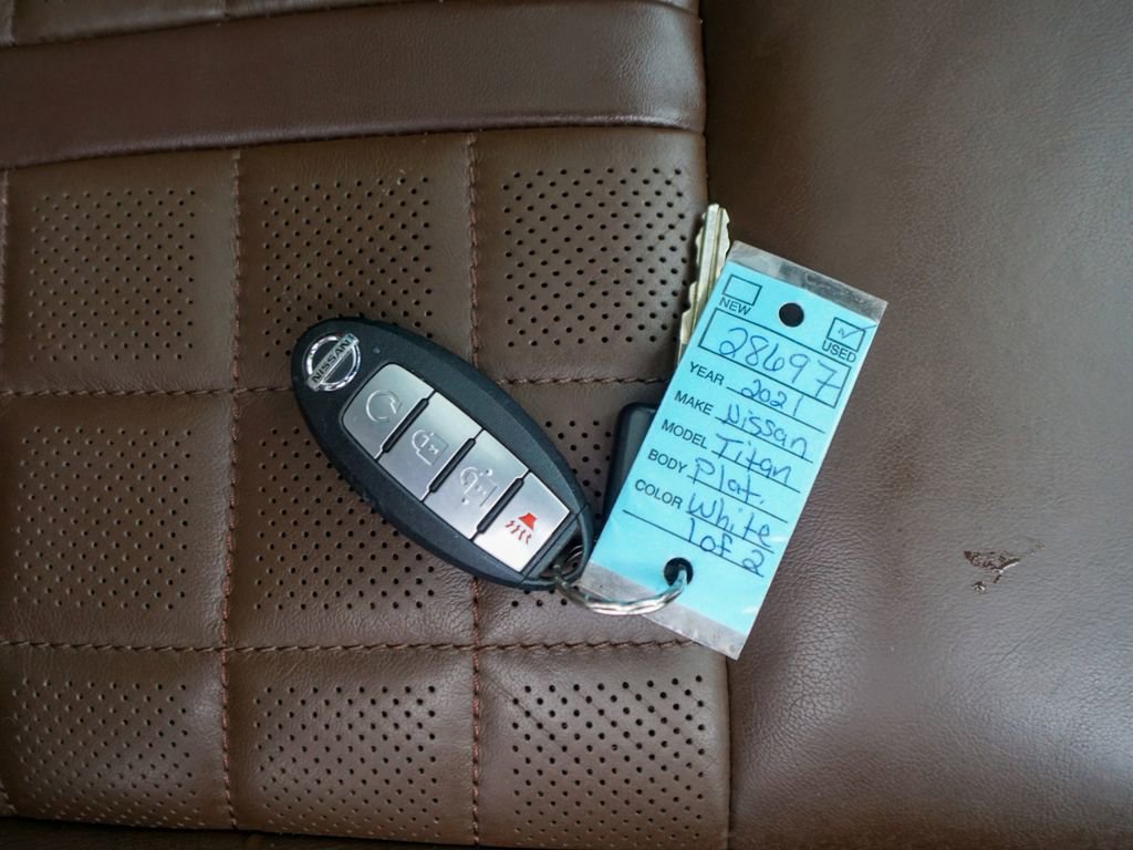 Used 2021 Nissan Titan Platinum Reserve w/ Moonroof Package image 41