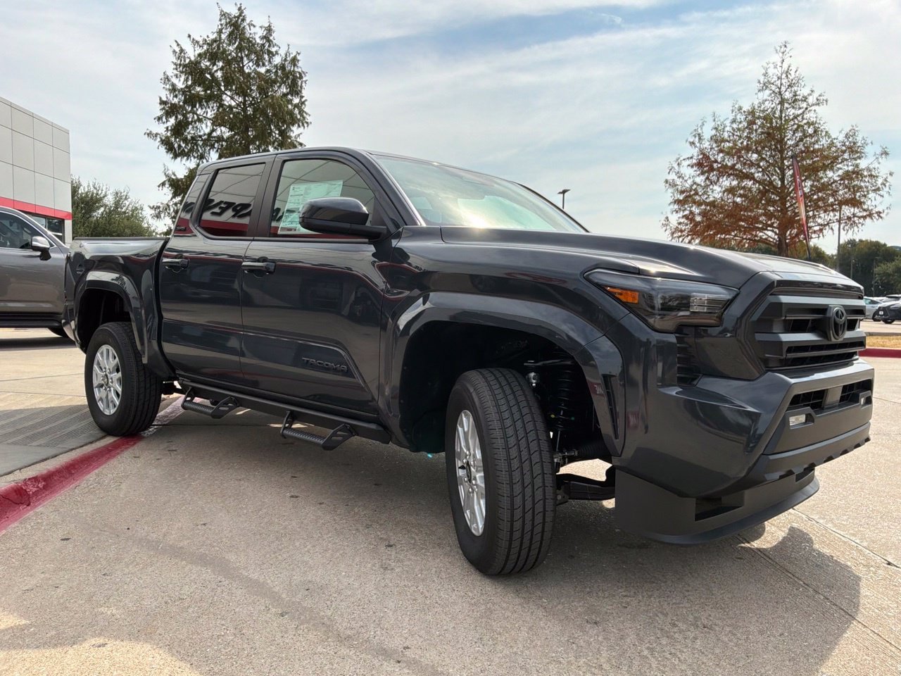 New 2026 Toyota Tacoma SR5 AWD/4WD image 4