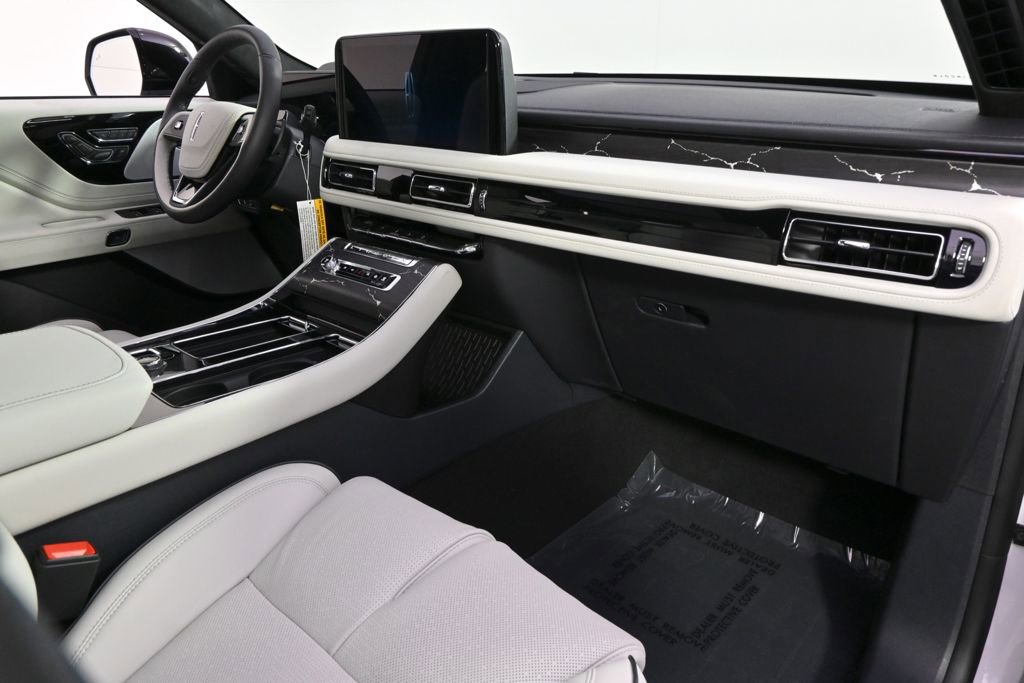 New 2026 Lincoln Aviator Black Label image 15