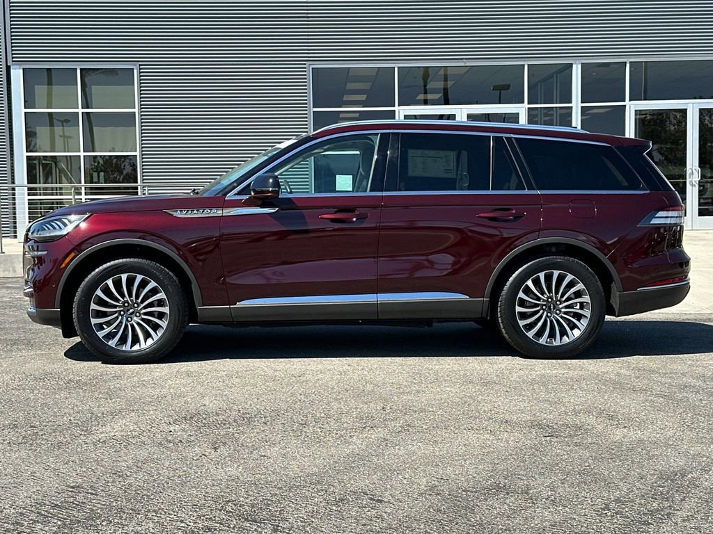 Certified 2022 Lincoln Aviator Reserve w/ Equipment Group 201A AWD/4WD image 6