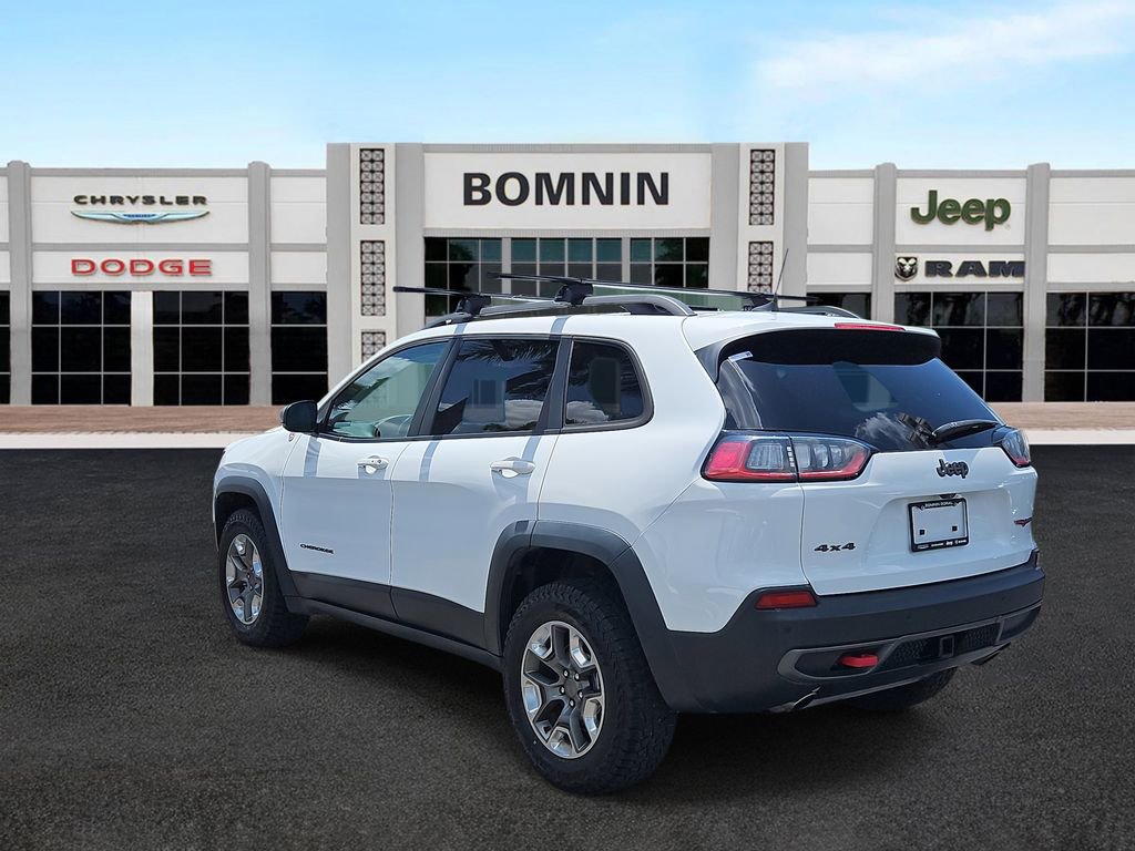 Used 2019 Jeep Cherokee Trailhawk w/ Cold Weather Group image 4