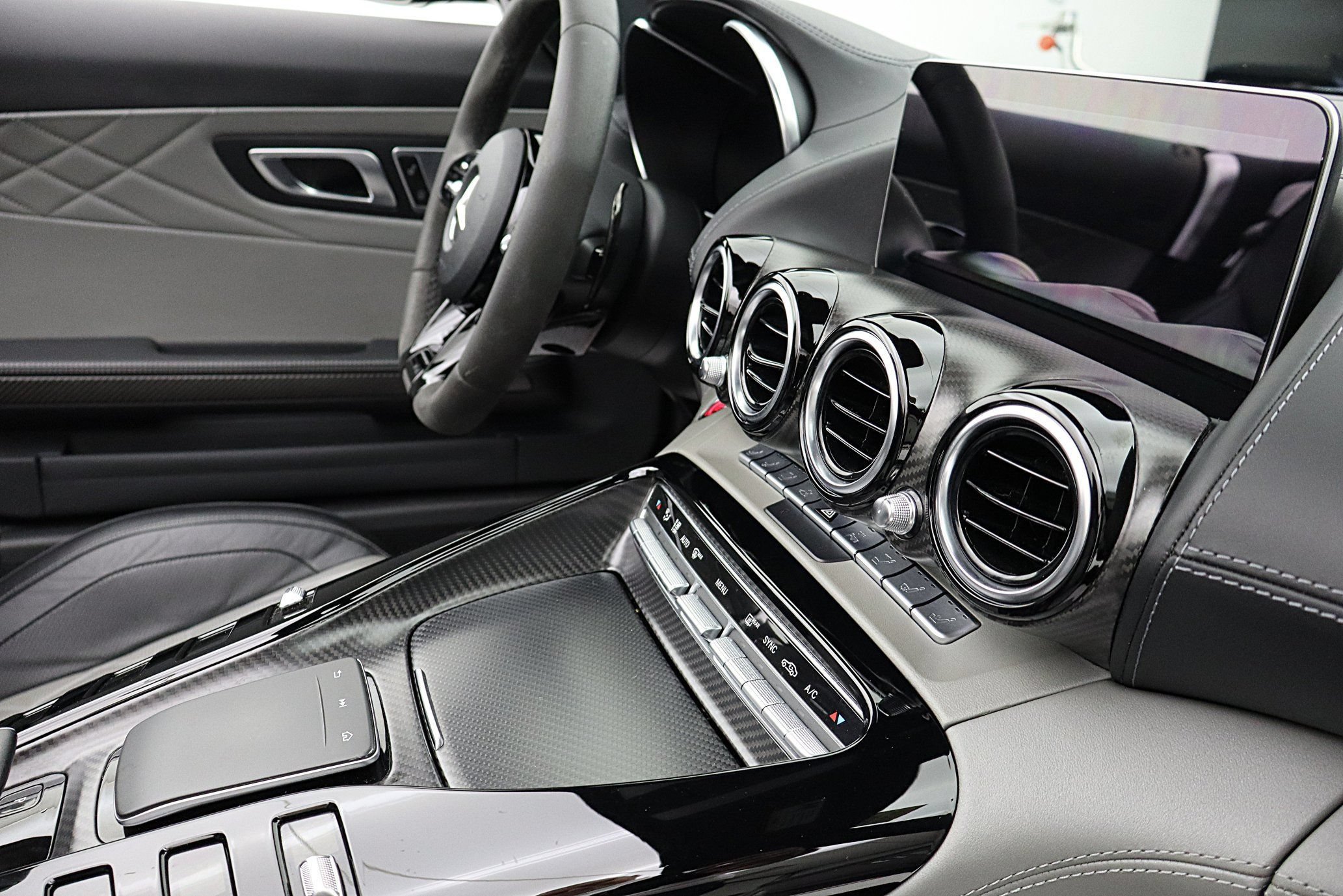 Used 2020 Mercedes-Benz AMG GT C image 38