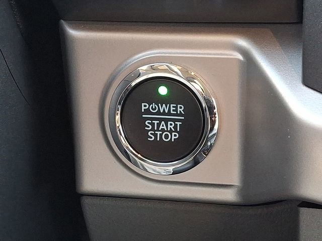 Used 2022 Ford F150 Lightning Pro image 25