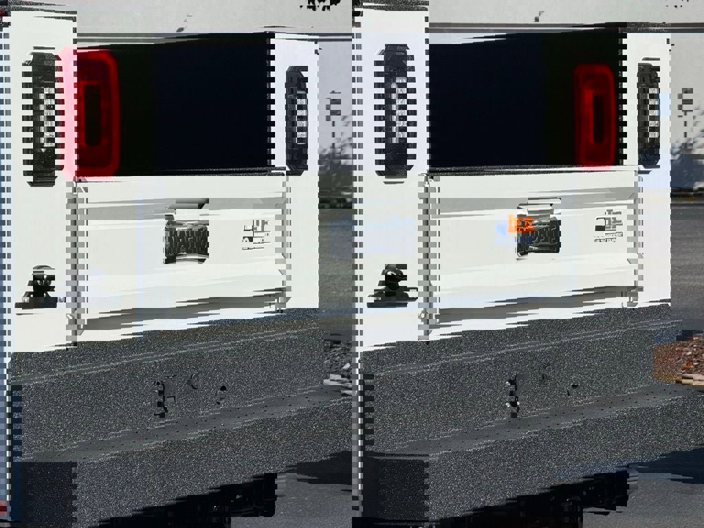 New 2026 Ford F250 XL w/ XL Chrome Package image 10