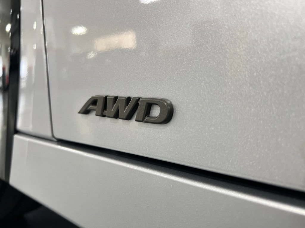 New 2027 Toyota Prius Limited AWD/4WD image 8