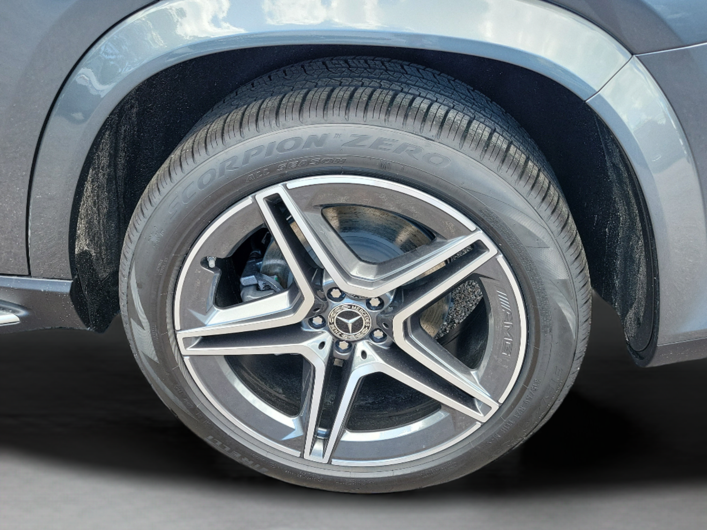 New 2026 Mercedes-Benz GLS 450 4MATIC image 31