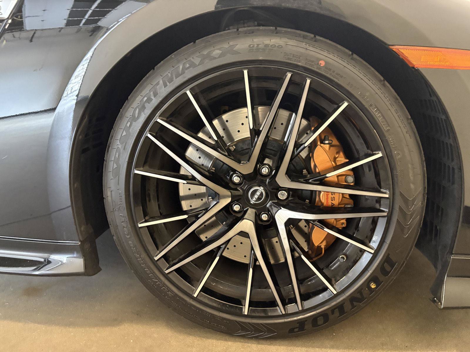 Used 2024 Nissan GT-R Premium w/ Premium Interior Package AWD/4WD image 41