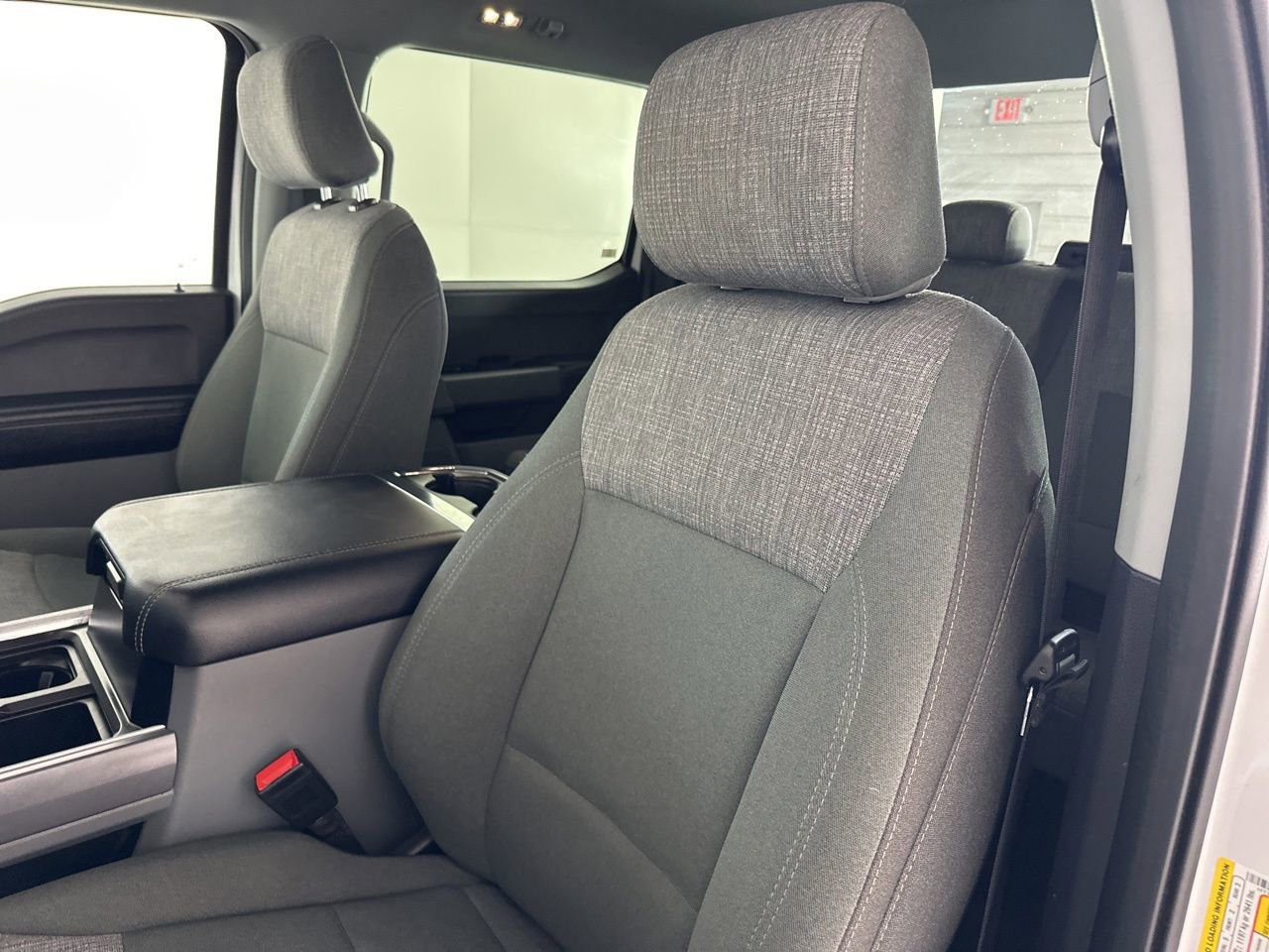 Used 2025 Ford F250 XLT w/ FX4 Off-Road Package image 13