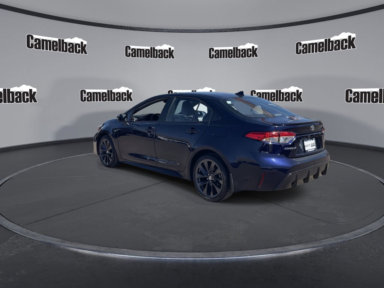 Used 2023 Toyota Corolla SE w/ Carpet Mat Package (TMS) image 5