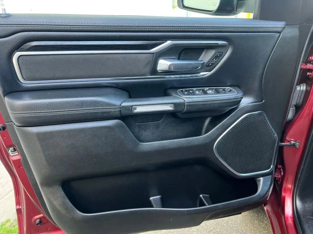 Used 2024 RAM 1500 Laramie RWD image 23