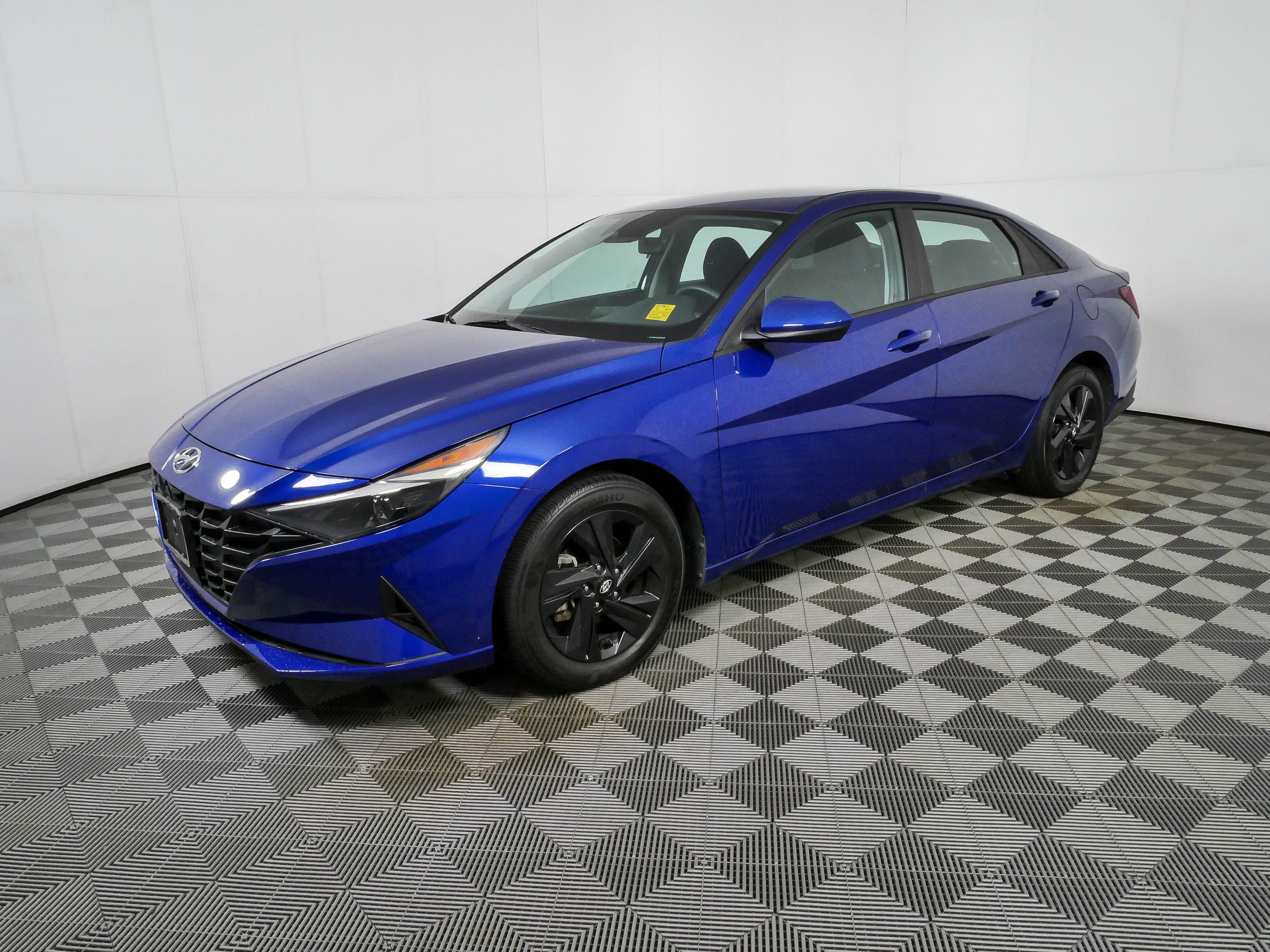 Used 2021 Hyundai Elantra SEL w/ Convenience Package FWD image 25