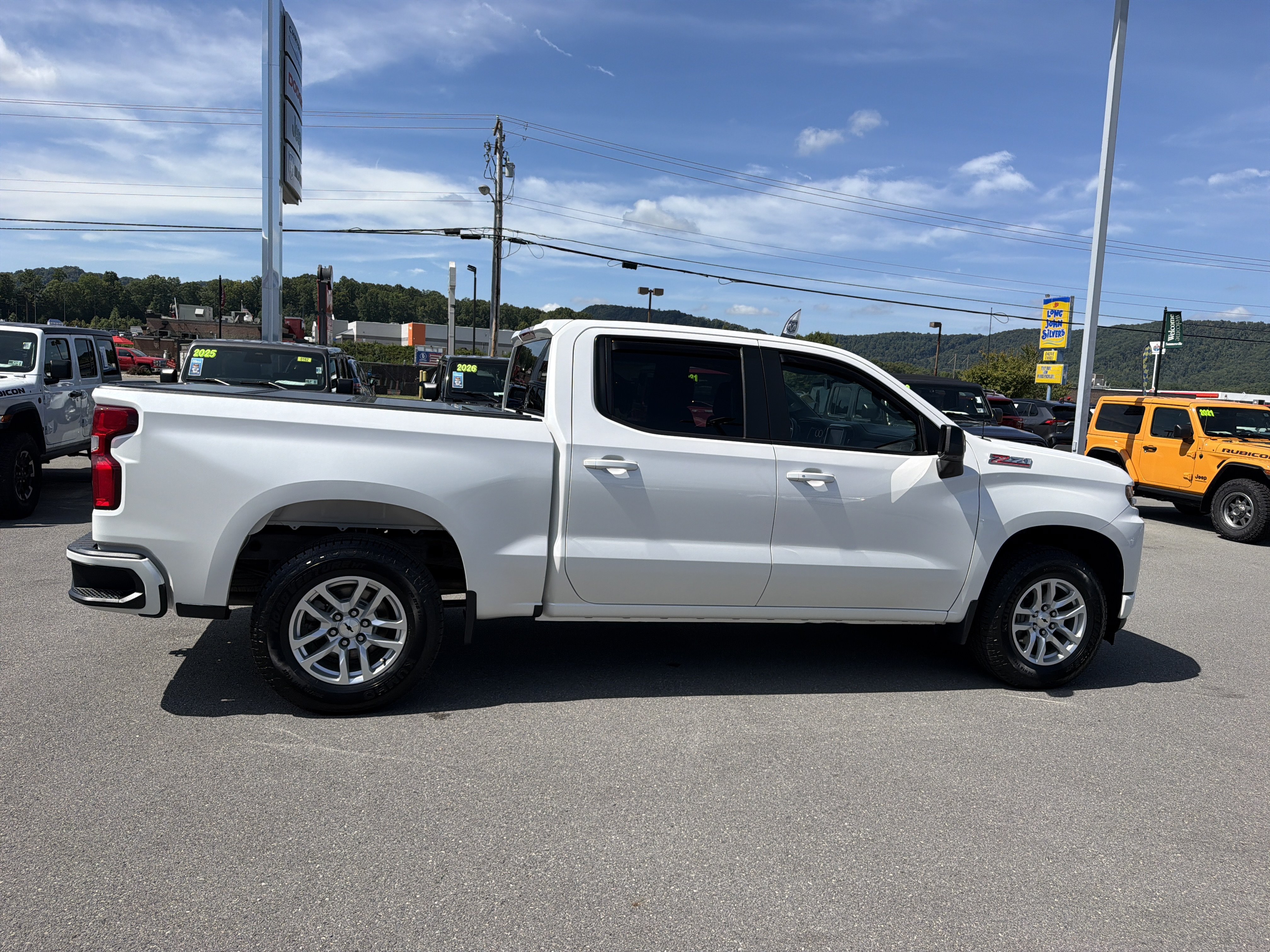 Used 2020 Chevrolet Silverado 1500 RST w/ All-Star Edition AWD/4WD image 5