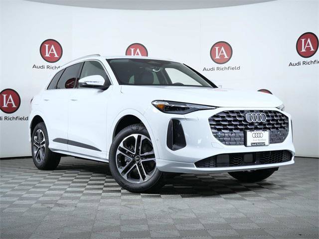 New 2025 Audi Q5 Premium Plus