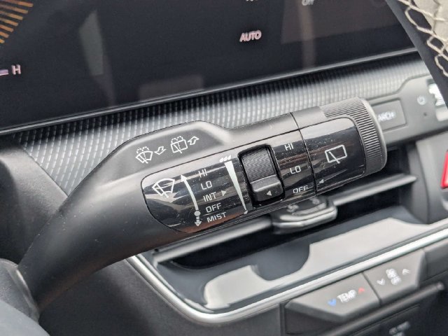 New 2026 Kia K4 GT-Line FWD image 26