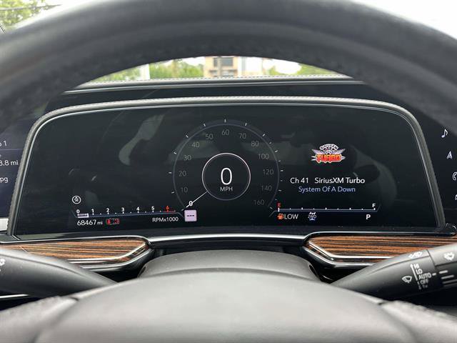 Used 2021 Cadillac Escalade Luxury AWD/4WD image 14