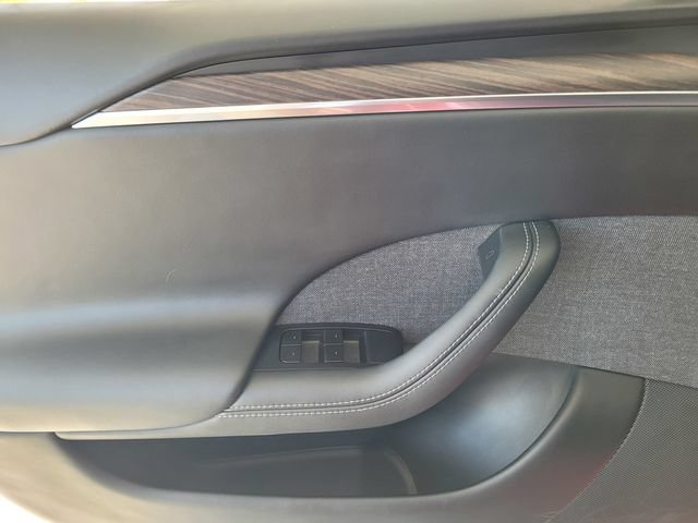 Used 2023 Tesla Model S Standard Range AWD/4WD image 18