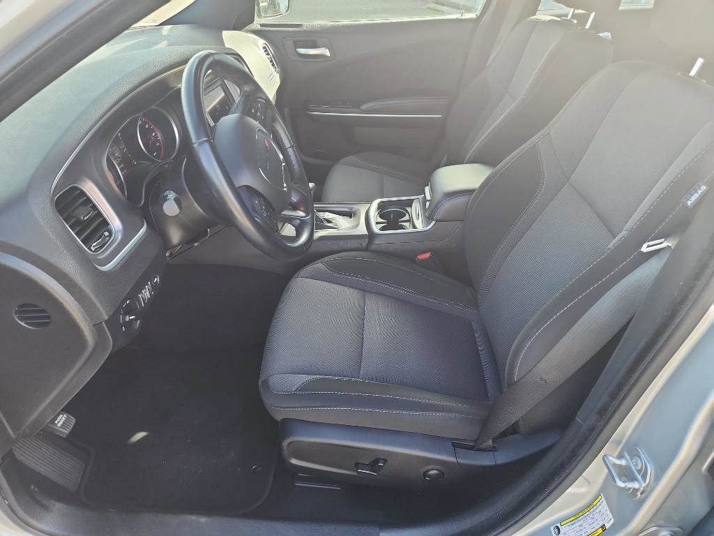 Used 2022 Dodge Charger SXT image 11