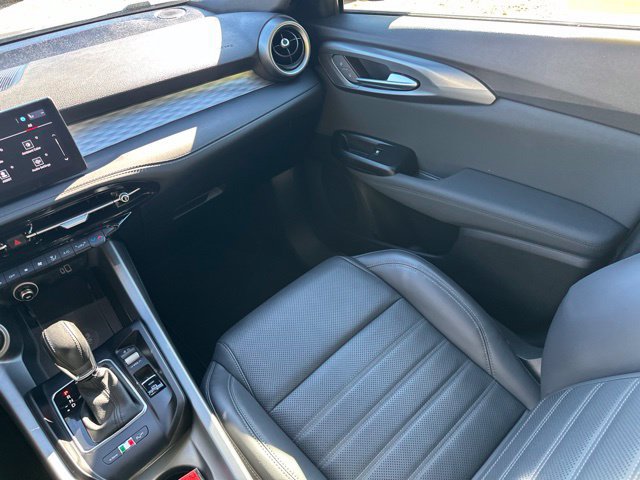 Used 2024 Alfa Romeo Tonale Veloce w/ Active Assist Package AWD/4WD image 22