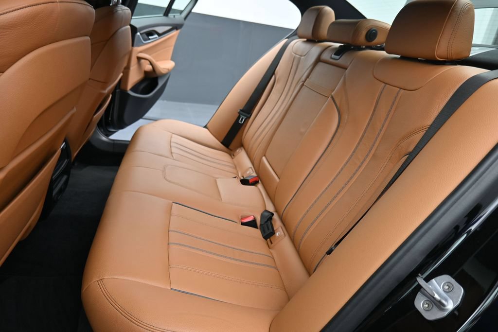 Used 2018 BMW 540i xDrive w/ Premium Package AWD/4WD image 16