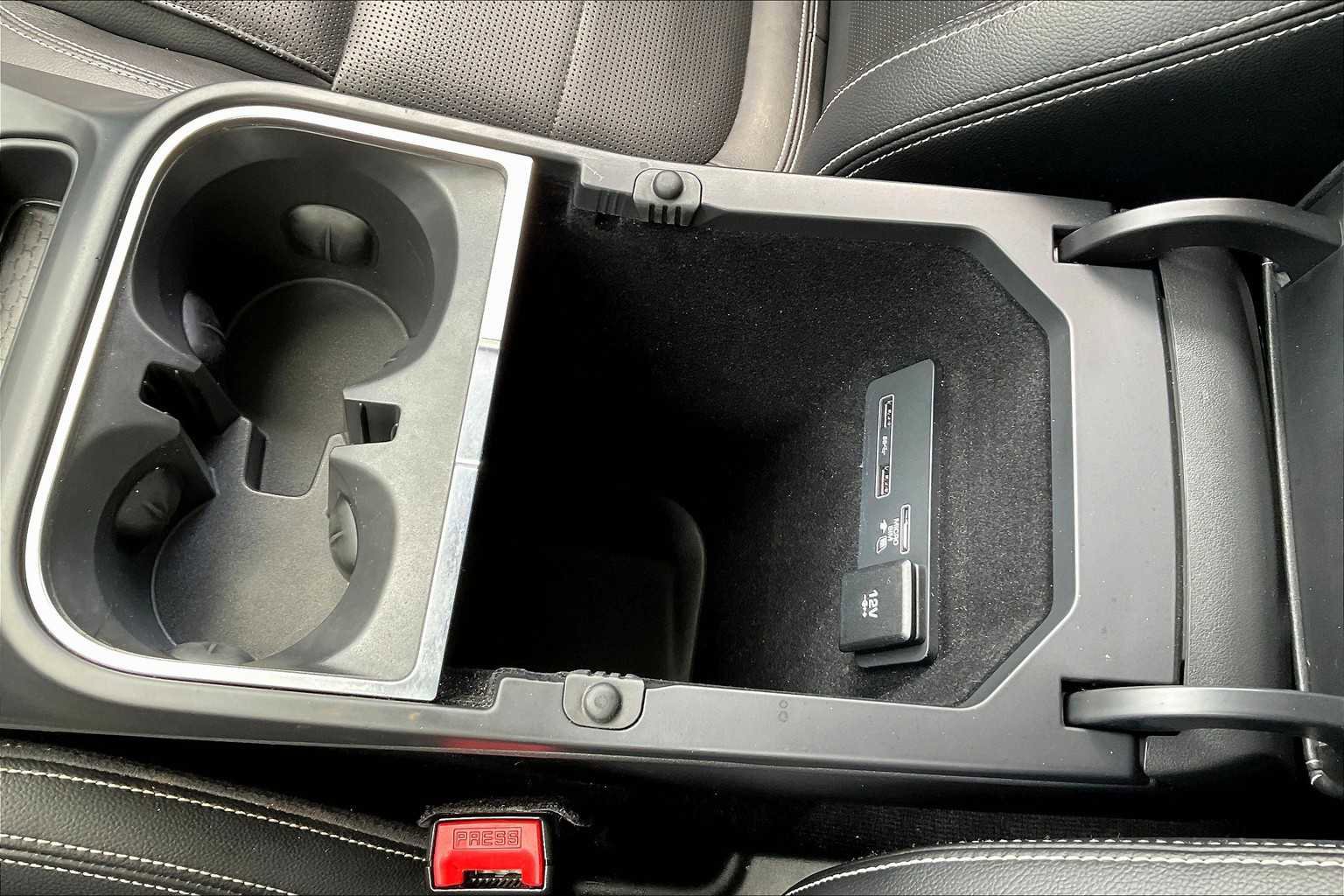 Used 2020 Jaguar I-PACE SE image 35