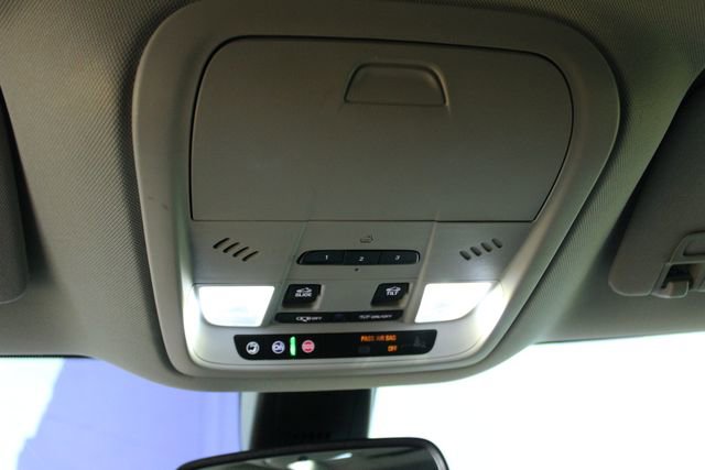 Used 2019 Buick Enclave Premium w/ Experience Buick Package image 25