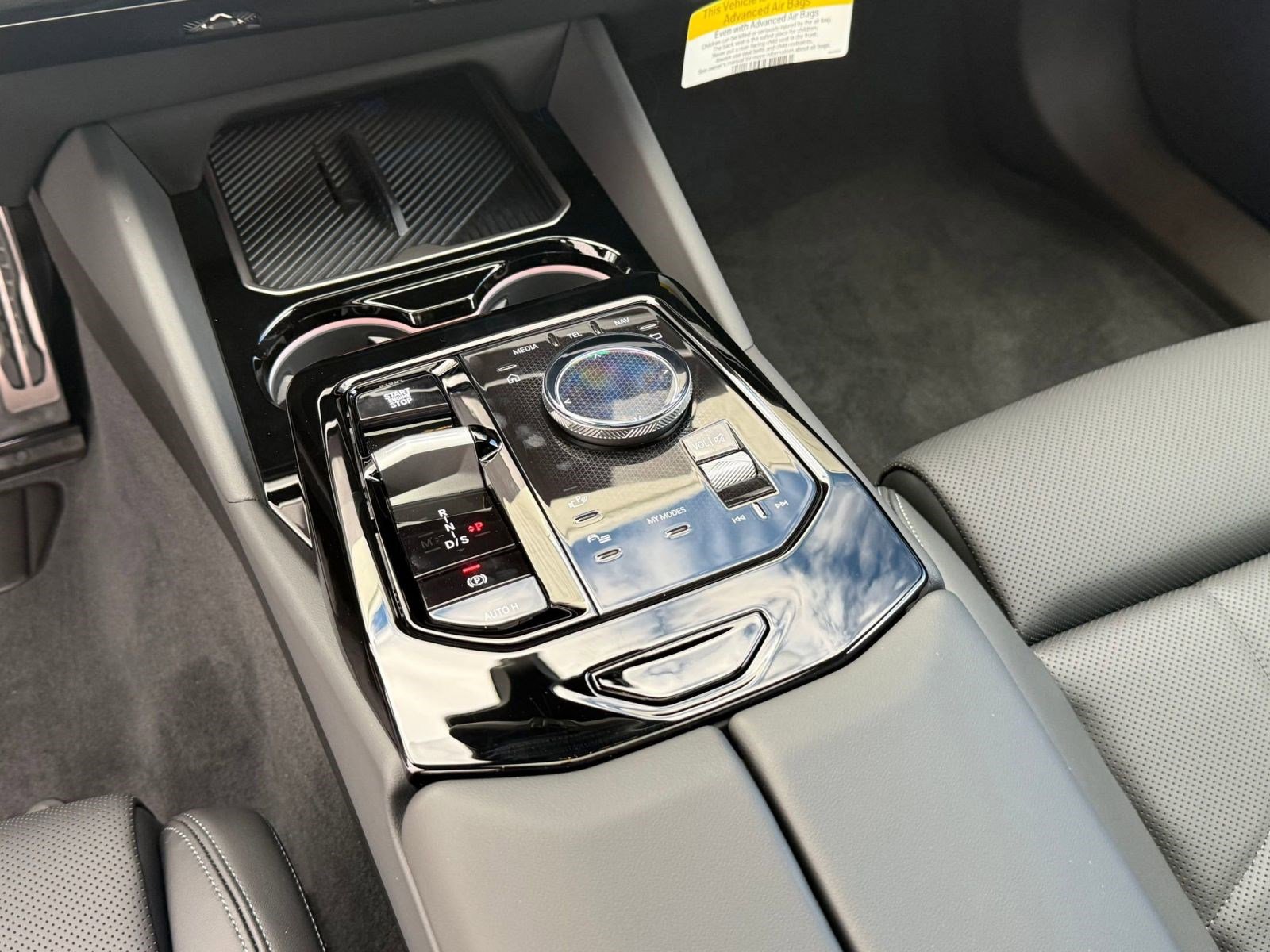 Used 2026 BMW 530i w/ M Sport Package image 17