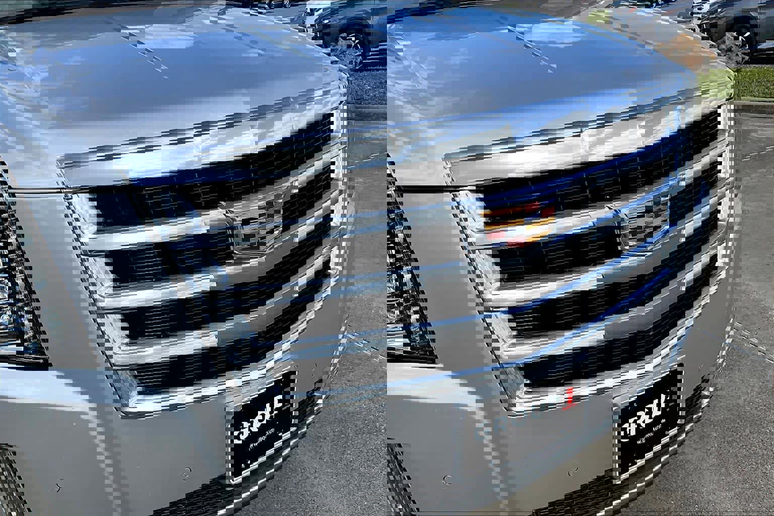 Used 2017 Cadillac Escalade Premium Luxury image 26