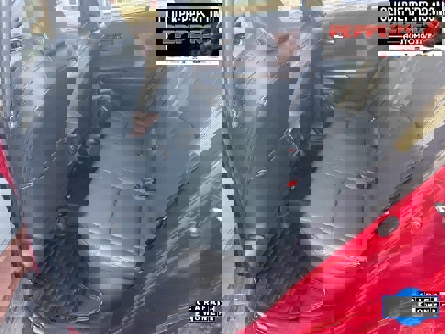 Used 2022 Toyota Venza XLE image 12